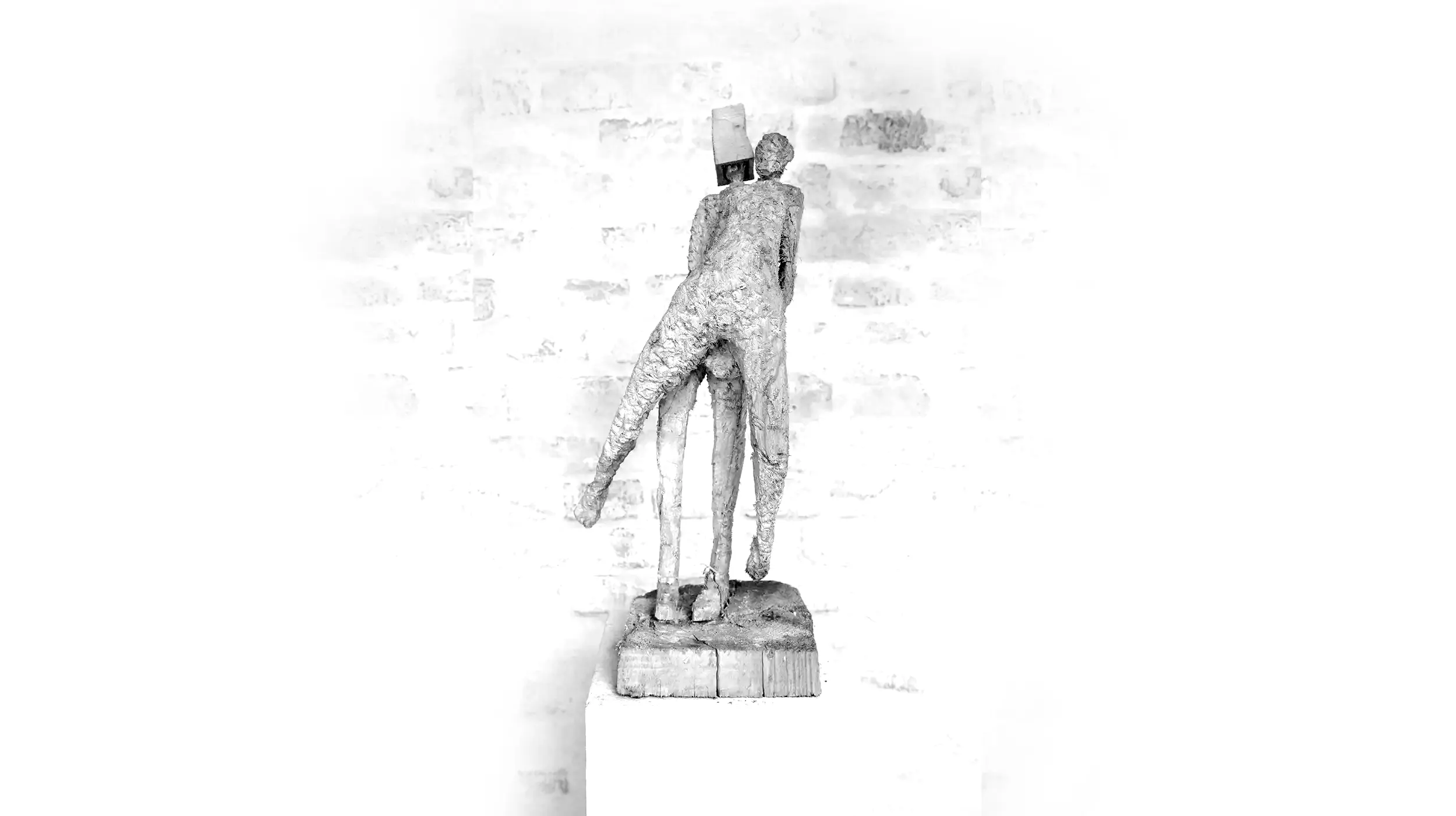 SMALL SERIES - FIGURATIVE STUDIES