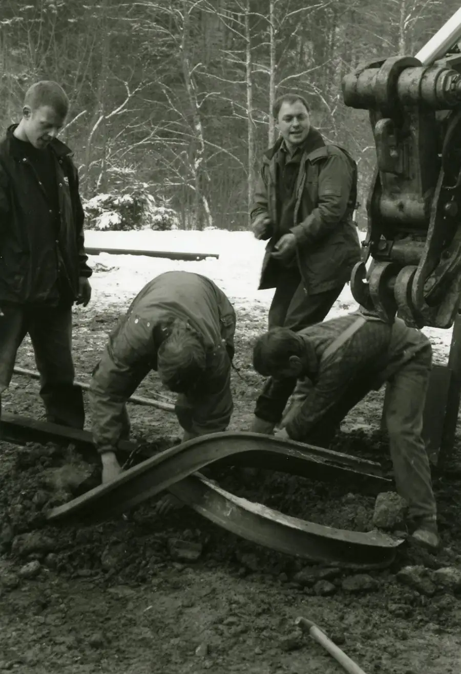 Knotenaktion am Bahnhof Langenegg 1995